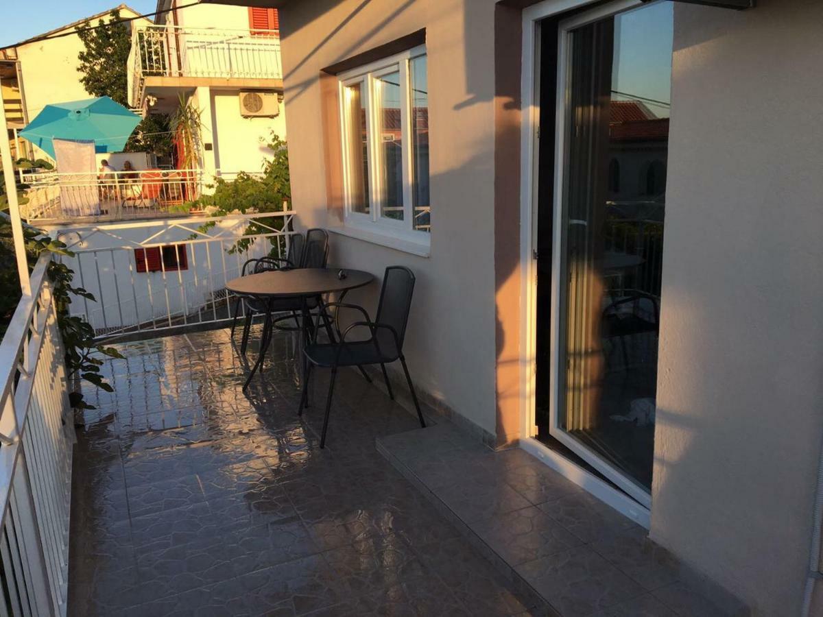 Apartman Ana Trogir Buitenkant foto