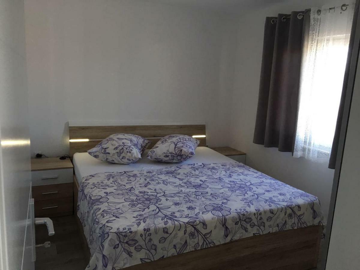 Apartman Ana Trogir Buitenkant foto